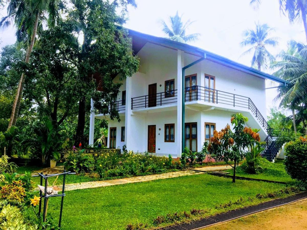 Athkandura Hotel Habarana Exterior foto